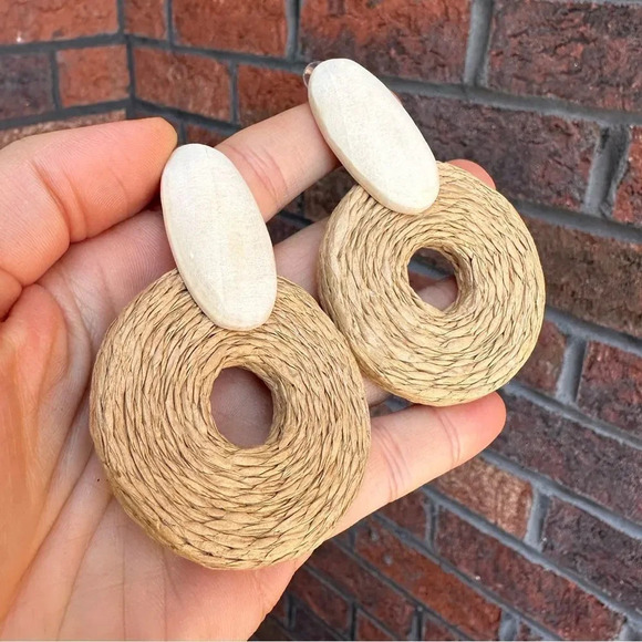 Selina Boho Raffia Rattan Drop Earrings - Picture 6 of 8